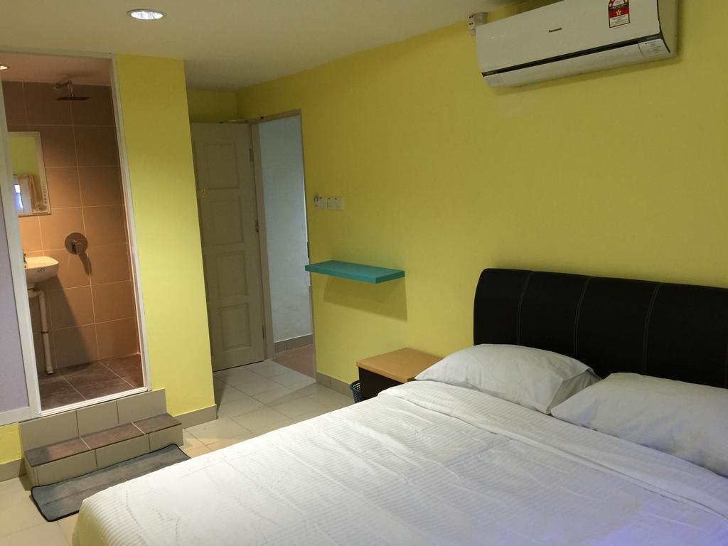 Miri Budget Inn Zimmer foto